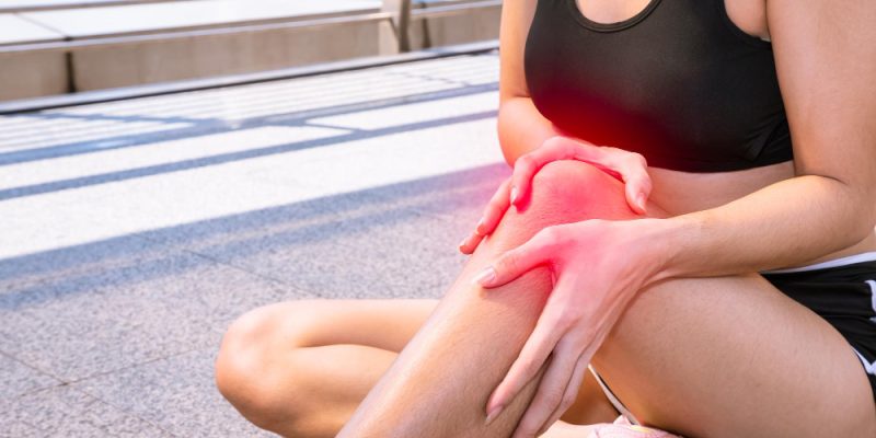 Knee Pain: Common Causes, Early Symptoms, and When to Consult an Orthopedic Doctor in Chennai
